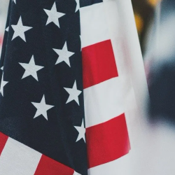 Amerika'da Uygun Fiyatlarda Lise Eğitimi